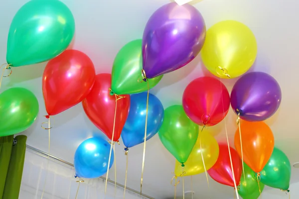 Bunte Luftballons — Stockfoto