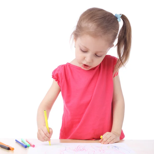Мила маленька дівчинка малює — стокове фото