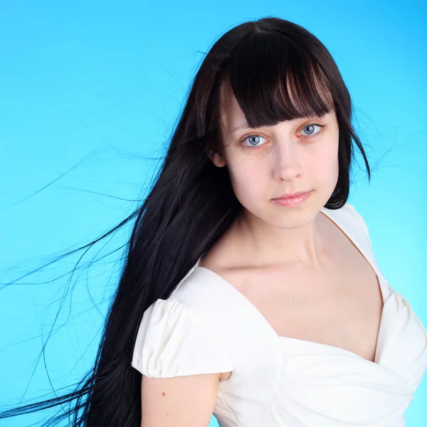 Beautiful young brunette girl — Stock Photo, Image