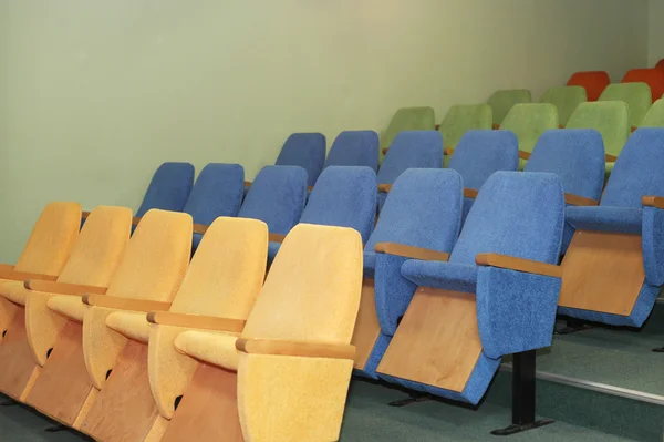 Asientos filas en la sala de cine — Foto de Stock