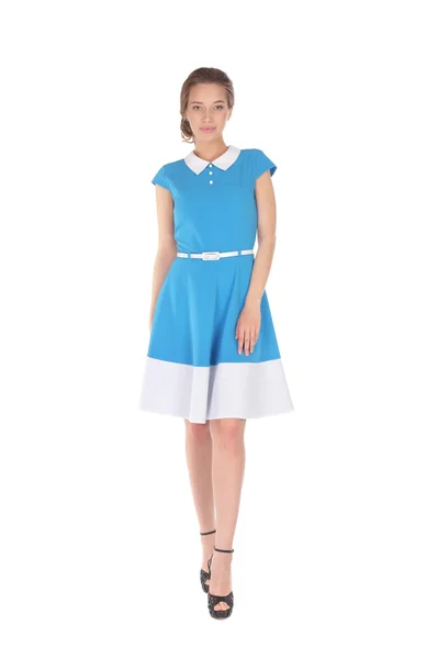 Młoda dziewczyna na sobie niebieską sukienkę — Zdjęcie stockowe