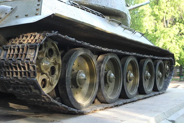 Chain tracks of the tank — Stock Photo, Image