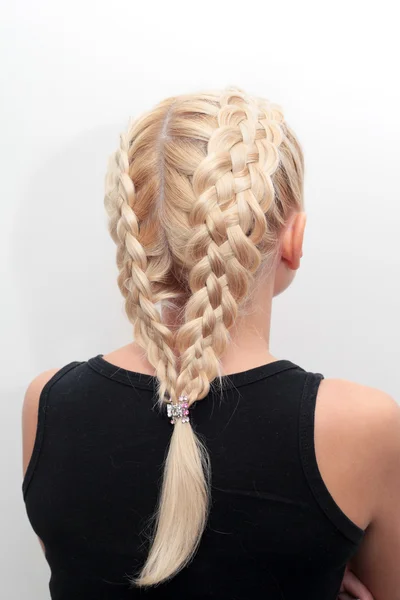 Young blonde girl hairdo — Stock Photo, Image