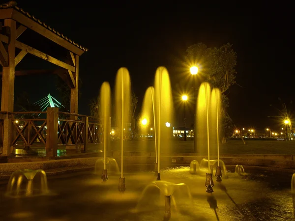 Fontein nachts — Stockfoto