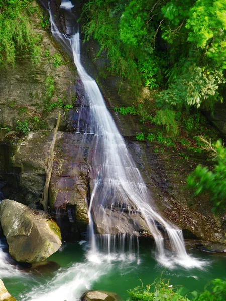Waterfall and rocks — Stock Photo, Image