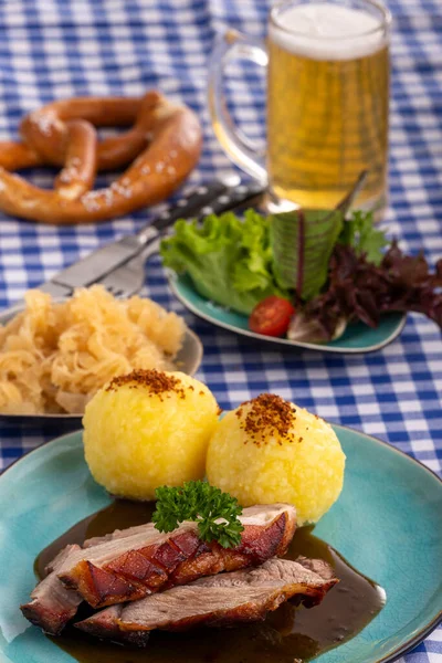 Bavarian Roasted Pork Potato Dumlings — Stock Photo, Image