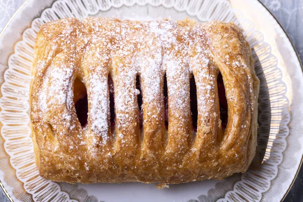 Repostería Cereza Con Azúcar Glaseado —  Fotos de Stock