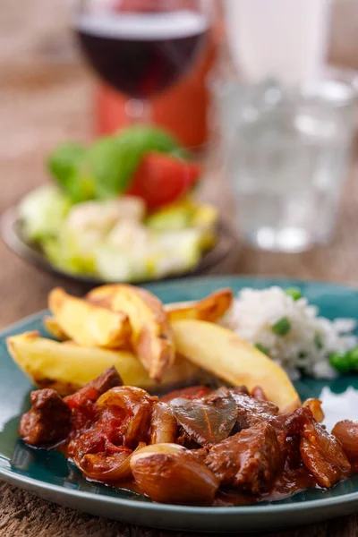 Greek Stifado Meat Stew Fries — Stock Photo, Image