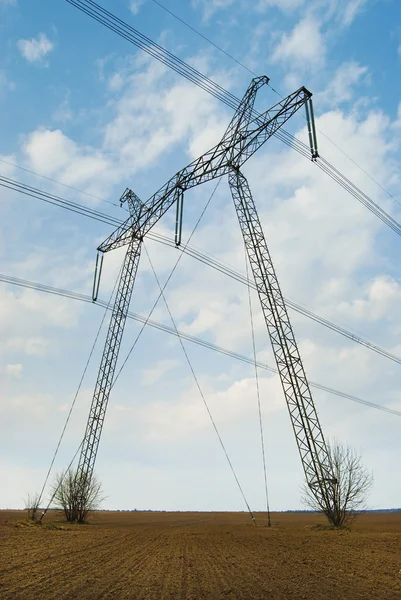 Affidabilità potenti linee di trasmissione elettriche . Foto Stock Royalty Free