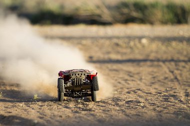 Rc toz diğerlerini bırakarak