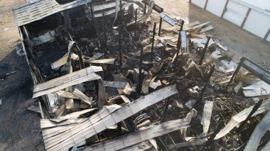 İnsanlar yangından dolayı sigorta tazminatı talep edecekler.