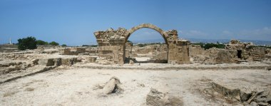 Kıbrıs. Pafos. Saranta Kolones.