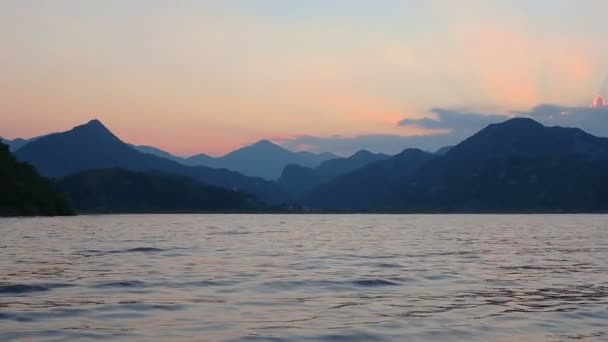 Puesta de sol en el lago Skadar — Vídeo de stock