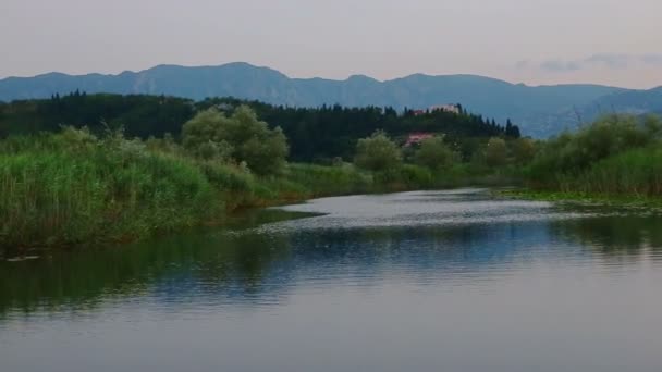 Solnedgång på Lake Skadar — Stockvideo