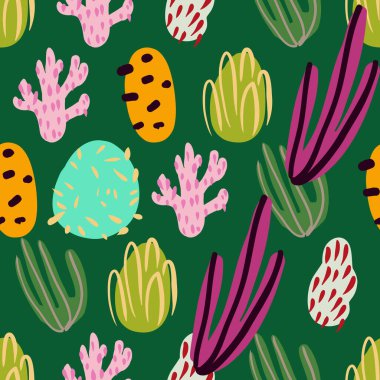 Güzel mercanları olan parlak sualtı desenleri..