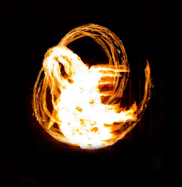道を燃えるような火ショー — ストック写真