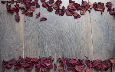 Kuru gül yaprakları