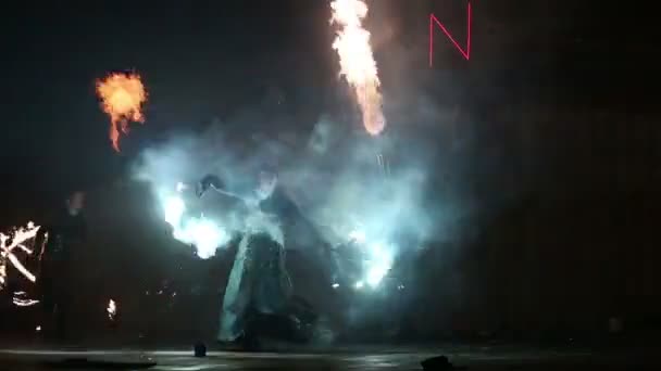 Minsk, Beyaz Rusya - Eylül 29: gösteri yangın — Stok video