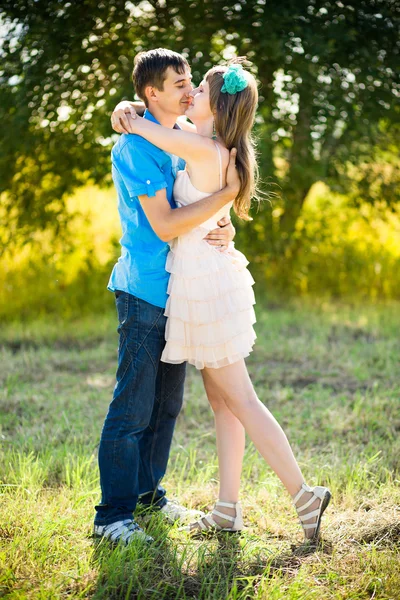 Young couple dating. — Stock Photo, Image