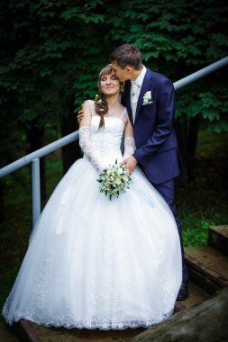 öpücük gelin damat