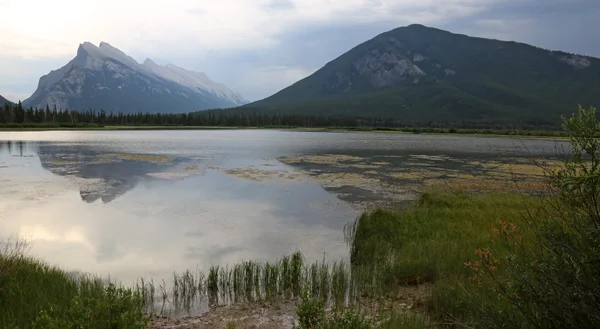 Enxofre e Rundle — Fotografia de Stock