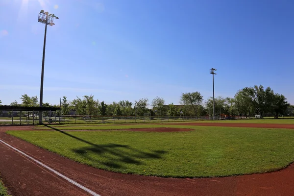 Campo da baseball soleggiato — Foto Stock