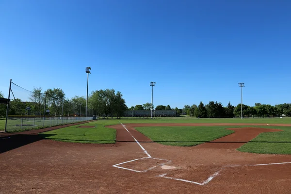 Ampio campo da baseball aperto — Foto Stock