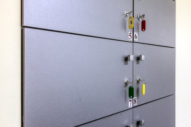 soyunma ile sayı ve anahtar