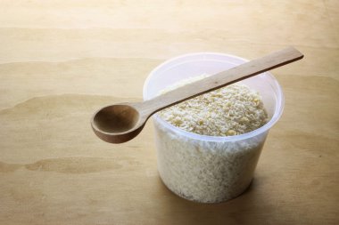 Kavanoz ekmek kırıntısı