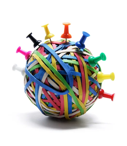 Pushpins en Rubberband Ball — Foto de Stock