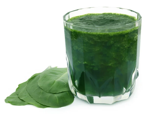 Fresh spinach with juice — ストック写真
