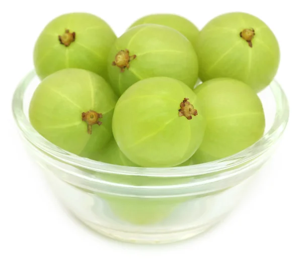 Amla Früchte in einer Glasschüssel — Stockfoto