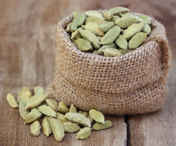 Cardamom seed in sack — Stock Photo, Image