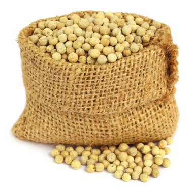 Çuval içinde beyaz karabiber