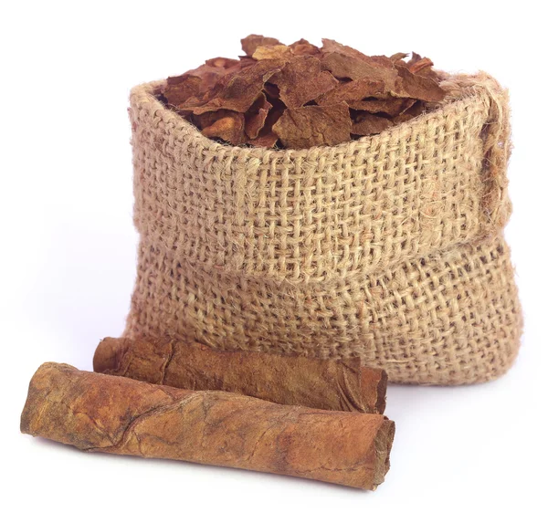 Dry tobacco leaves in sack — Stock Photo, Image