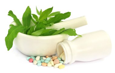 Harç ve havaneli ile tedavi edici otlar