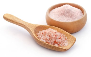 Himalaya pembe tuzu beyaz arka planda