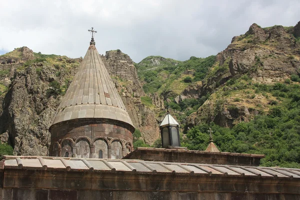 Гегард - средневековый монастырь в Котайкской области Армении . — стоковое фото