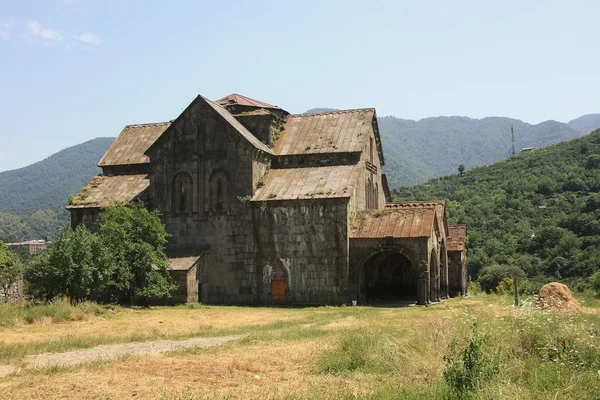 Akhtala también conocido como Pghindzavank es un monasterio fortificado de la Iglesia Apostólica Armenia del siglo X. Armenia — Foto de Stock