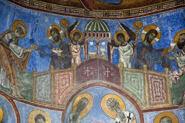 Kilisenin duvarında resim parçası. Akhtala mı? Ermenistan