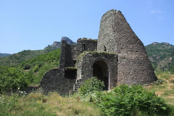 Akhtala även känd som Pghindzavank är en 10-talet befästa armeniska apostoliska kyrkan kloster. Armenien Stockbild