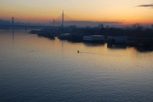 Puesta de sol sobre el río Sava — Foto de Stock