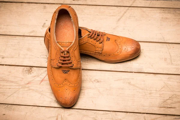 Mannen bruine schoenen — Stockfoto