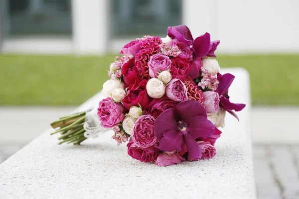 Flower wedding bouque — Stock Photo, Image
