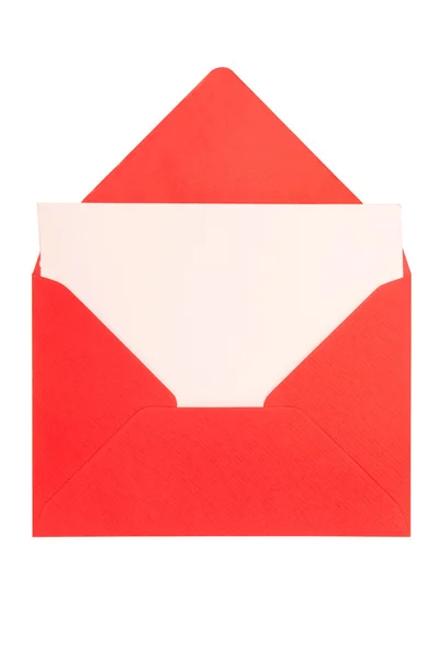 Envelope vermelho no fundo branco — Fotografia de Stock