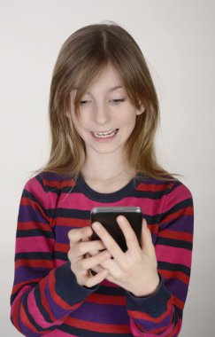 kız ile smartphone
