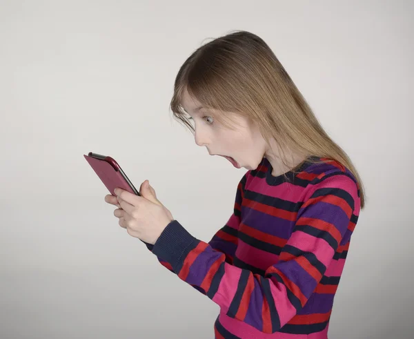 Menina recebe más notícias — Fotografia de Stock