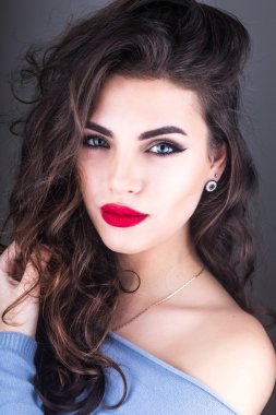 beautyful kadındaki güzel makyaj