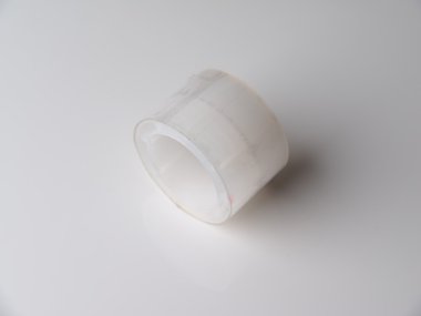 Viski bant üzerinde gri bir arka plan