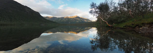 A tó, a Hibiny, Sunset. Panoráma — Stock Fotó